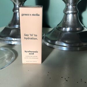 Grace & Stella Hyaluronic Acid Hydrating Serum. New in Box with Seal.